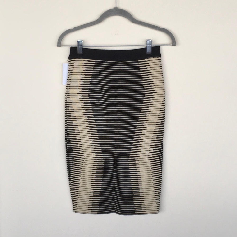 NWT WOW Couture Pencil Skirt - Picture 3 of 6